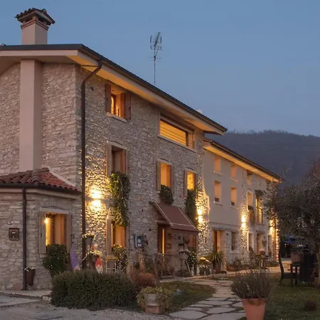 Agriturismo Casaborgomarche-3